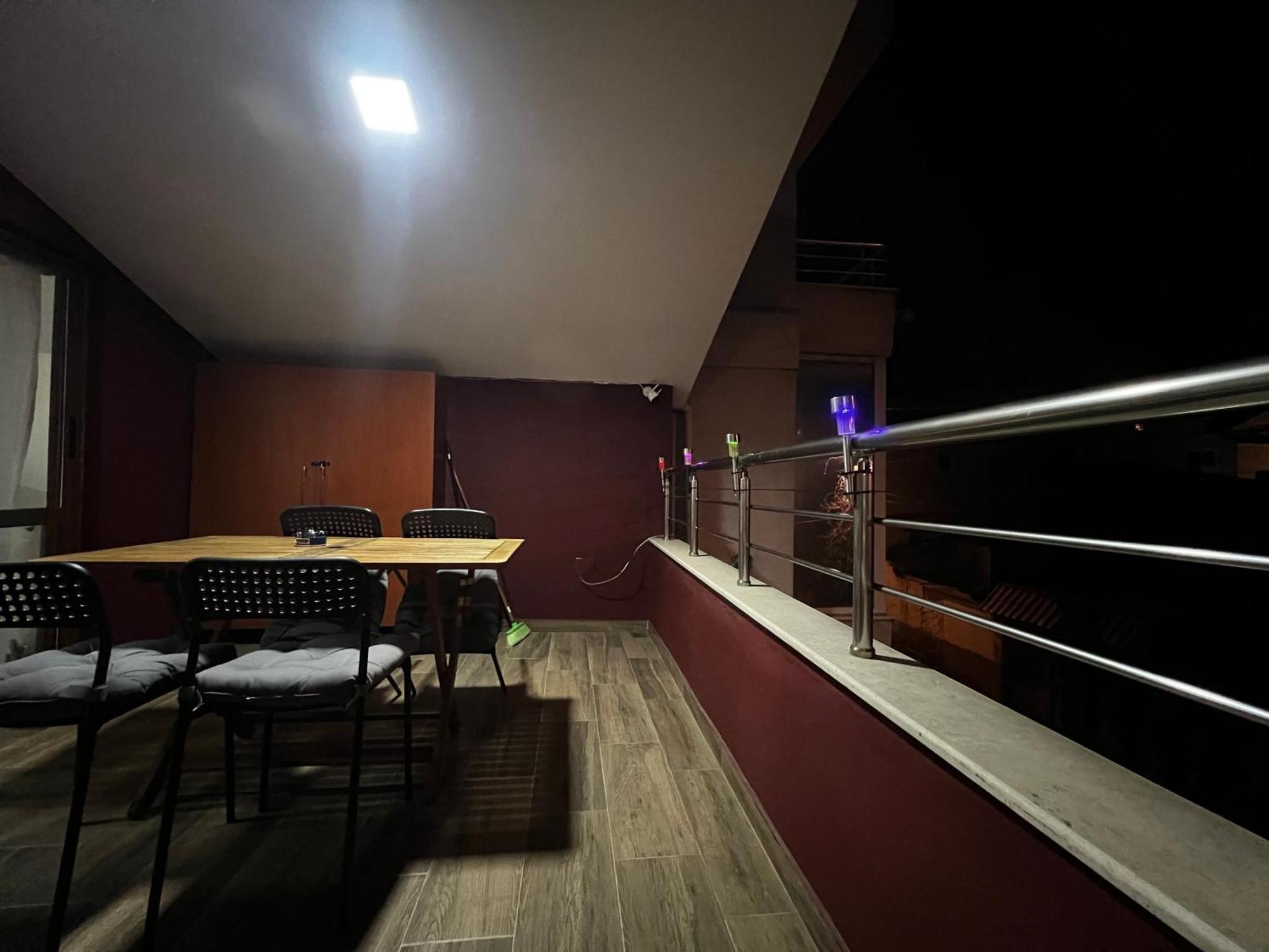 Retreat In The Centre Of Korceアパートメント エクステリア 写真